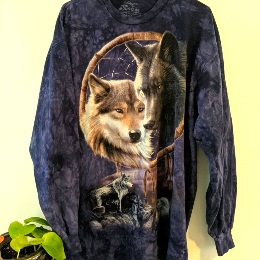 Retro Wolf Shirt / Tie Dye / Hippie